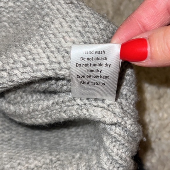 La Ligne New York Kinsley Stripes Wool & Cashmere Turtleneck Sweater - Picture 12 of 12